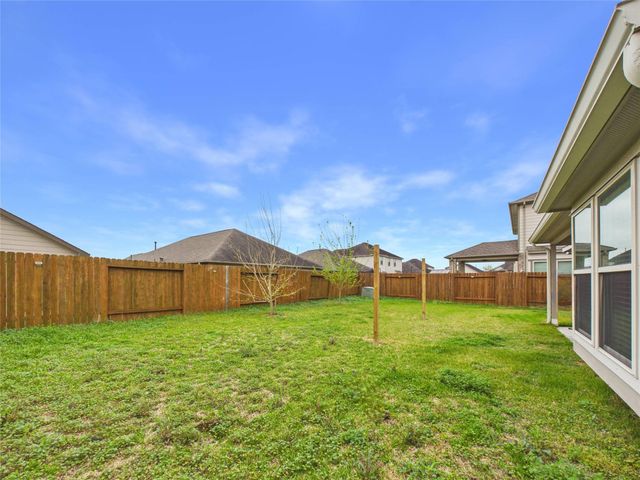 721 Rim Water Drive, Alvin, TX 77511