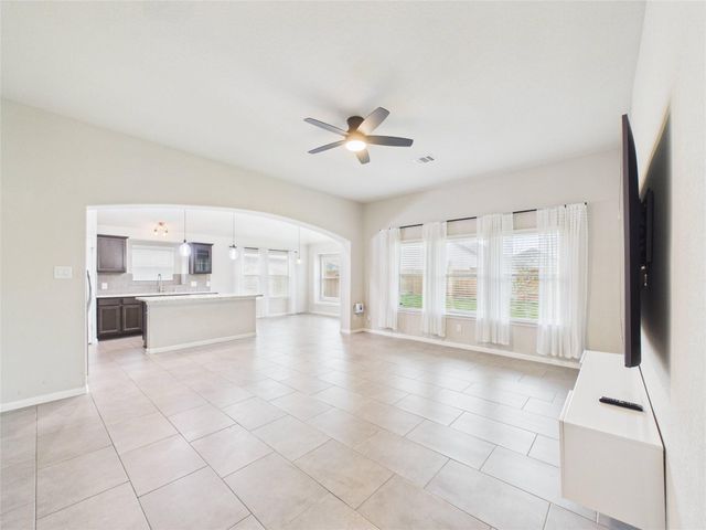 721 Rim Water Drive, Alvin, TX 77511