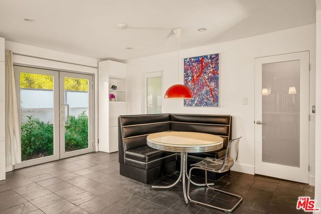 2388 Kimridge Road, Beverly Hills, CA 90210