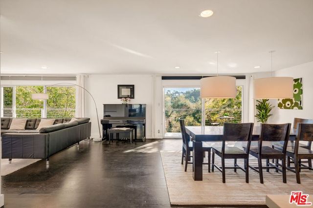 2388 Kimridge Road, Beverly Hills, CA 90210