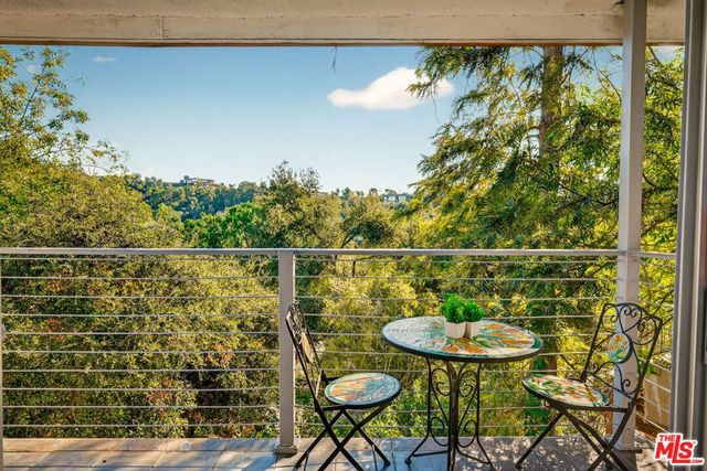 2388 Kimridge Road, Beverly Hills, CA 90210