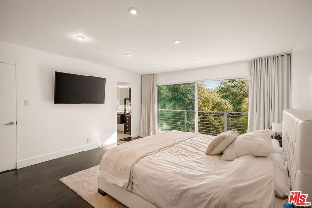 2388 Kimridge Road, Beverly Hills, CA 90210