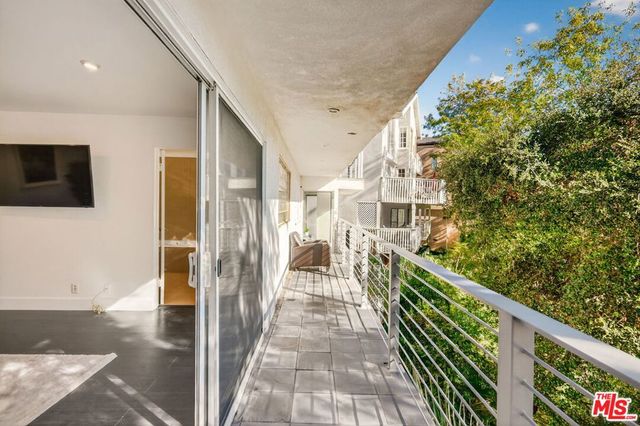 2388 Kimridge Road, Beverly Hills, CA 90210