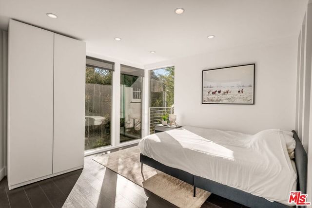 2388 Kimridge Road, Beverly Hills, CA 90210