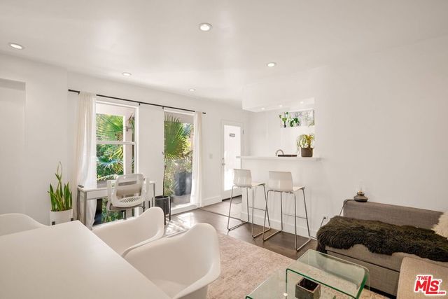 2388 Kimridge Road, Beverly Hills, CA 90210