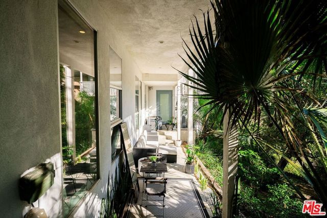 2388 Kimridge Road, Beverly Hills, CA 90210