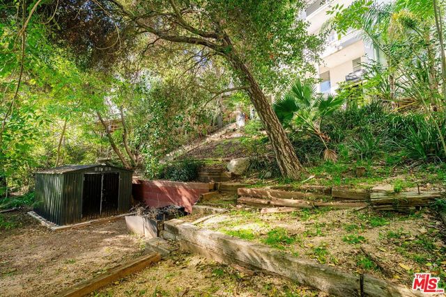 2388 Kimridge Road, Beverly Hills, CA 90210