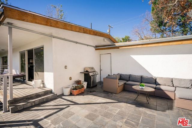 2388 Kimridge Road, Beverly Hills, CA 90210