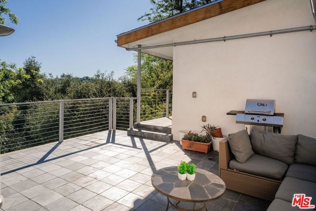 2388 Kimridge Road, Beverly Hills, CA 90210