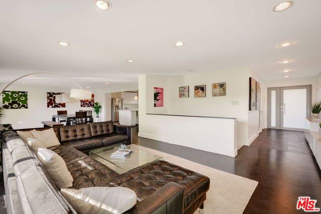 2388 Kimridge Road, Beverly Hills, CA 90210