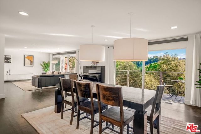 2388 Kimridge Road, Beverly Hills, CA 90210