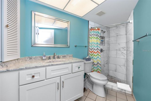 2096 MASSACHUSETTS AVENUE NE, St Petersburg, FL 33703