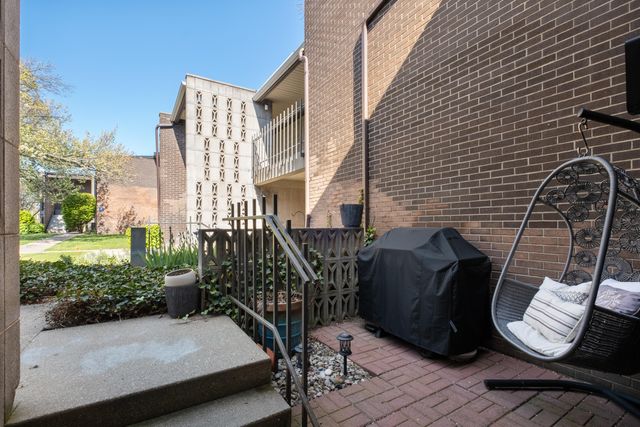 805 S Despelder Street 19, Grand Haven, MI 49417