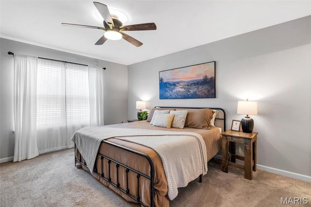 220 Charlestowne Place Drive, St Charles, MO 63301
