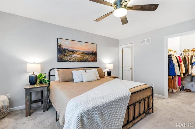 220 Charlestowne Place Drive, St Charles, MO 63301