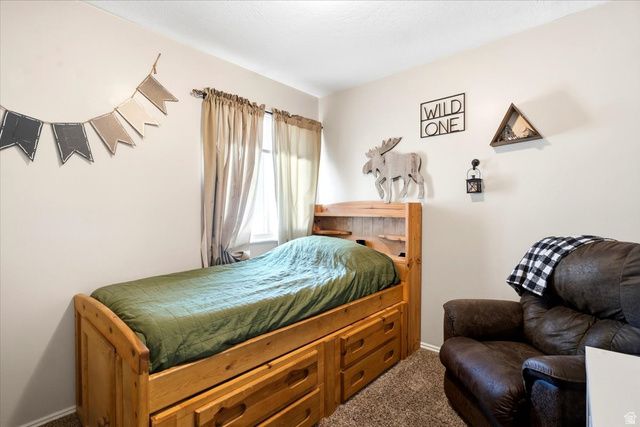 5220 S 2100 W, Roy, UT 84067