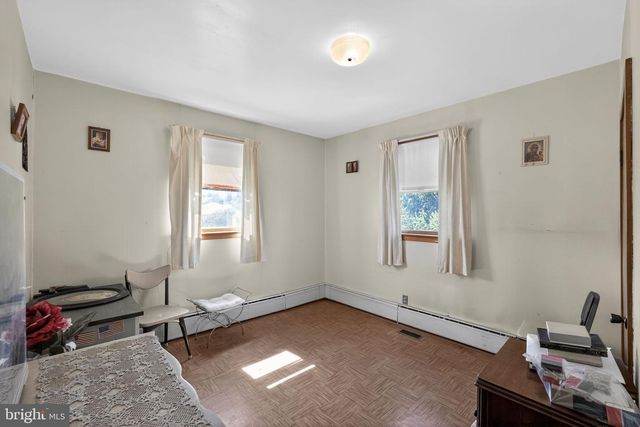 144 FARNER AVE, Burlington, NJ 08016