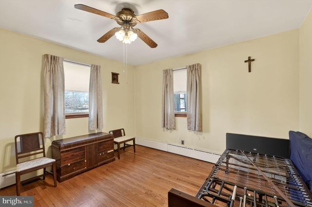 144 FARNER AVE, Burlington, NJ 08016