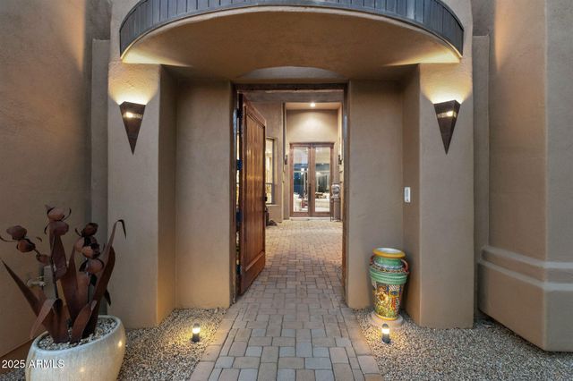 11642 E CHARTER OAK Drive, Scottsdale, AZ 85259