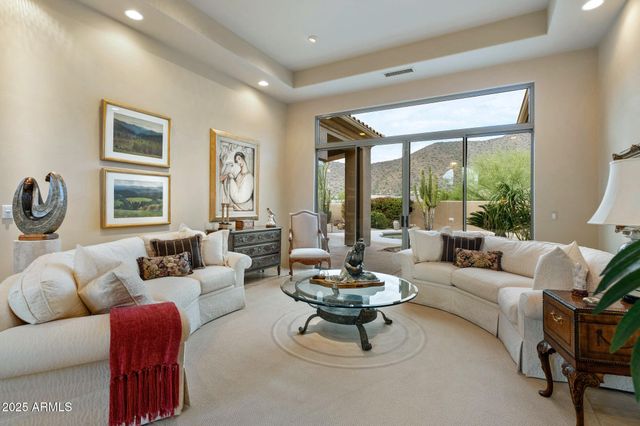 11642 E CHARTER OAK Drive, Scottsdale, AZ 85259