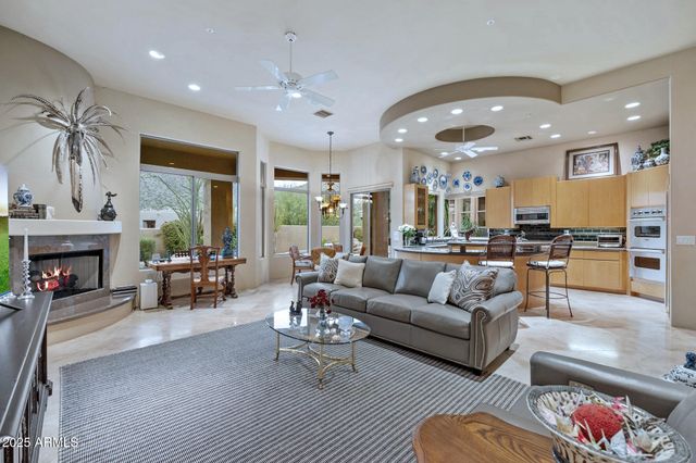 11642 E CHARTER OAK Drive, Scottsdale, AZ 85259