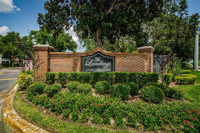 10114 WINSFORD OAK BOULEVARD 501, Tampa, FL 33624