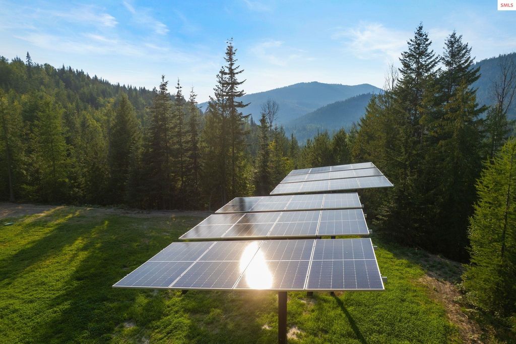 452 Ruby Creek Rd, Naples, ID 83847 photo 33