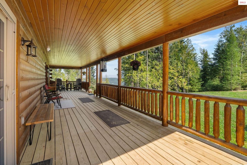 452 Ruby Creek Rd, Naples, ID 83847 photo 4