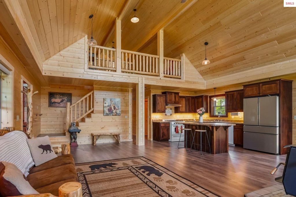 452 Ruby Creek Rd, Naples, ID 83847 photo 8