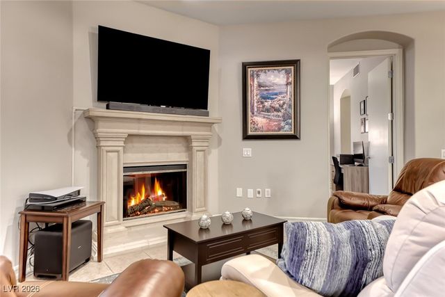 20 Via Mantova 210, Henderson, NV 89011