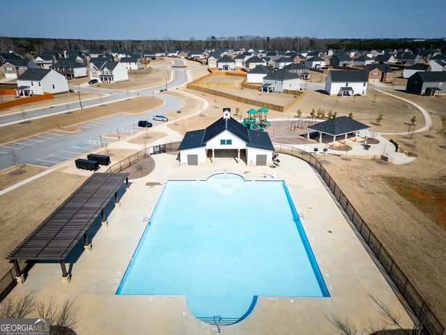 909 Teabiscuit Way, Mcdonough, GA 30253