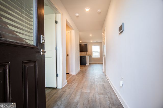 909 Teabiscuit Way, Mcdonough, GA 30253