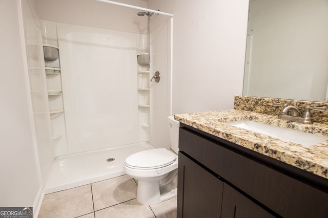 909 Teabiscuit Way, Mcdonough, GA 30253