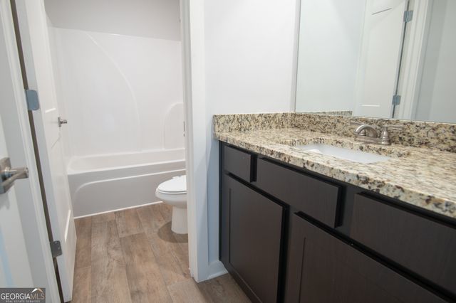 909 Teabiscuit Way, Mcdonough, GA 30253