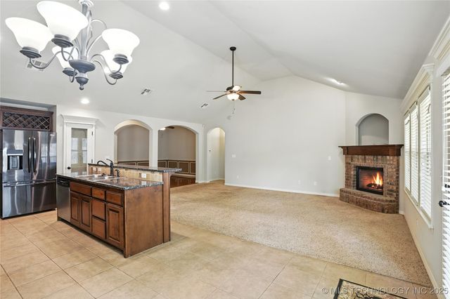 12809 E 69th Street North, Owasso, OK 74055