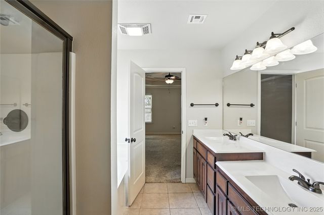 12809 E 69th Street North, Owasso, OK 74055