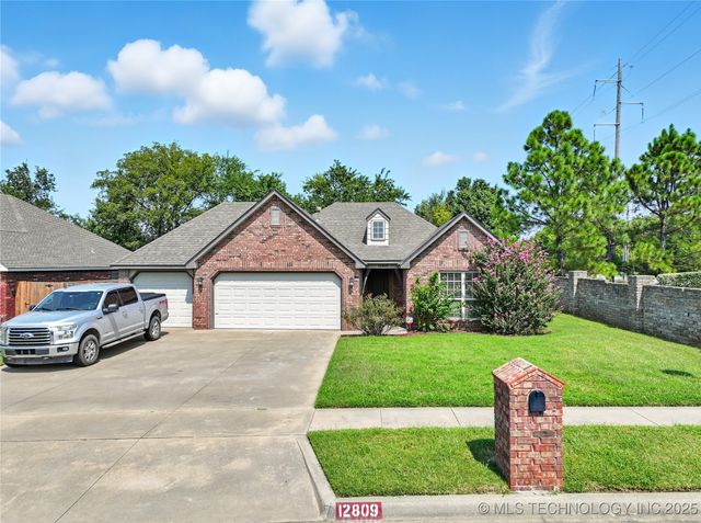 12809 E 69th Street North, Owasso, OK 74055