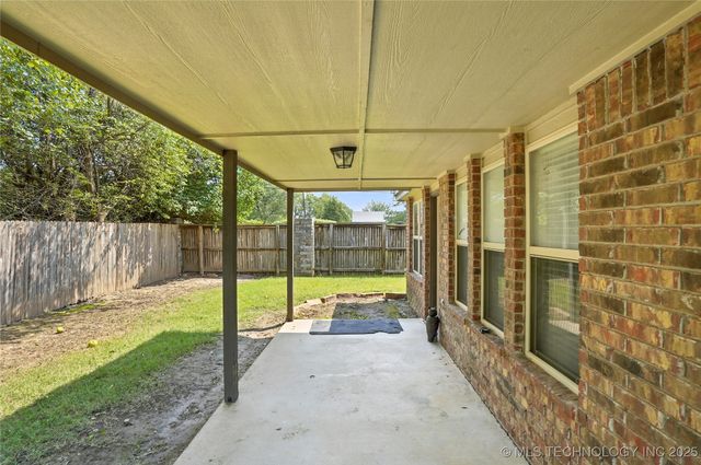 12809 E 69th Street North, Owasso, OK 74055