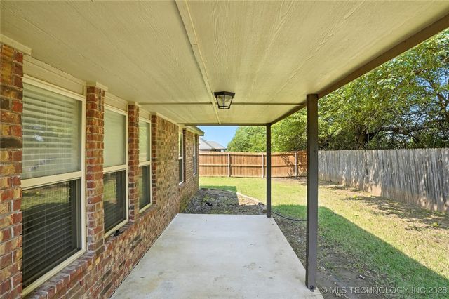 12809 E 69th Street North, Owasso, OK 74055