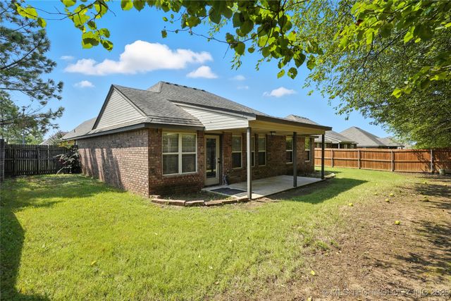 12809 E 69th Street North, Owasso, OK 74055