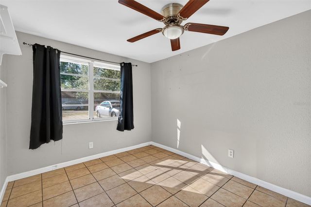 6401 31ST STREET N 4, St Petersburg, FL 33702