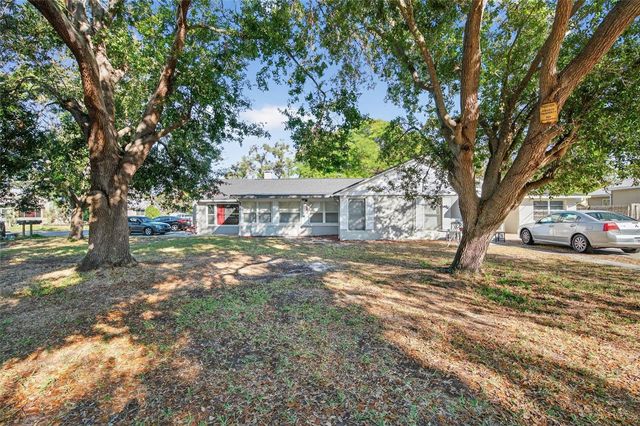 6401 31ST STREET N 4, St Petersburg, FL 33702