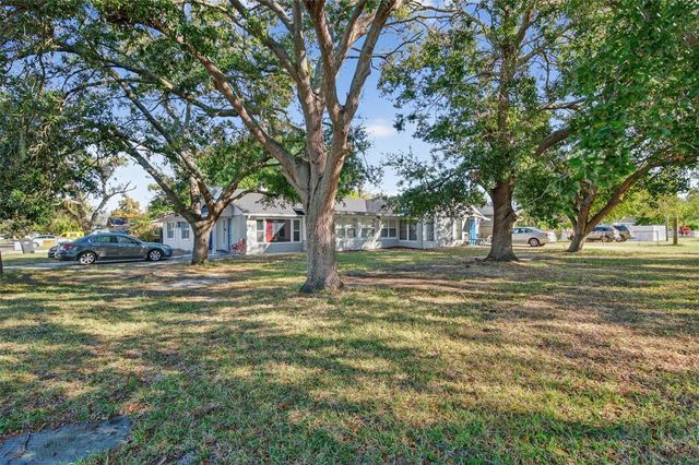 6401 31ST STREET N 4, St Petersburg, FL 33702