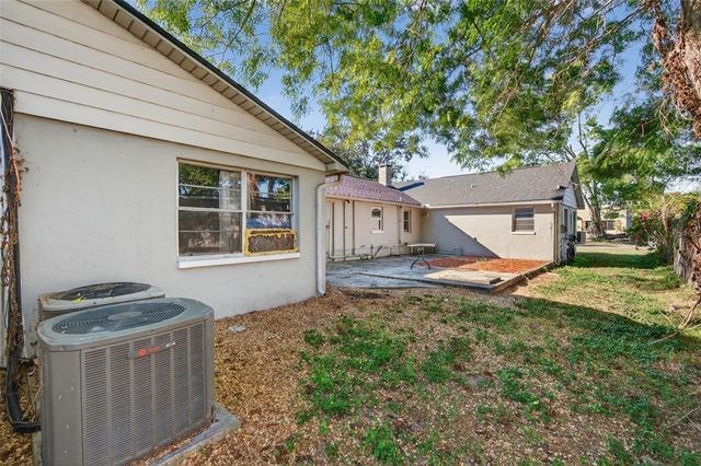 6401 31ST STREET N 4, St Petersburg, FL 33702