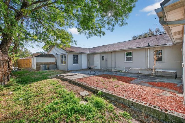 6401 31ST STREET N 4, St Petersburg, FL 33702