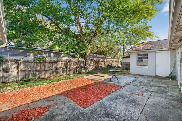 6401 31ST STREET N 4, St Petersburg, FL 33702