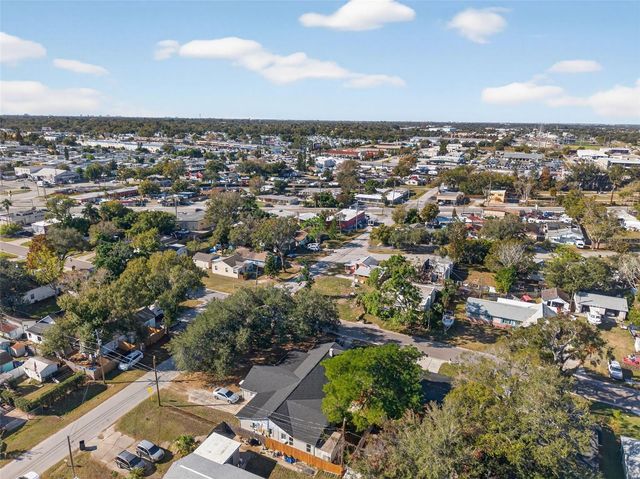 6401 31ST STREET N 4, St Petersburg, FL 33702