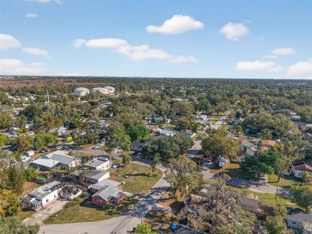 6401 31ST STREET N 4, St Petersburg, FL 33702