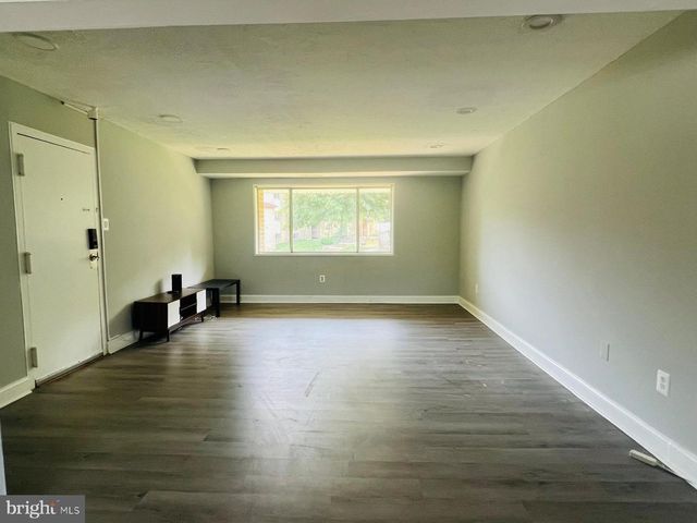 5414 85TH #201, New Carrollton, MD 20784