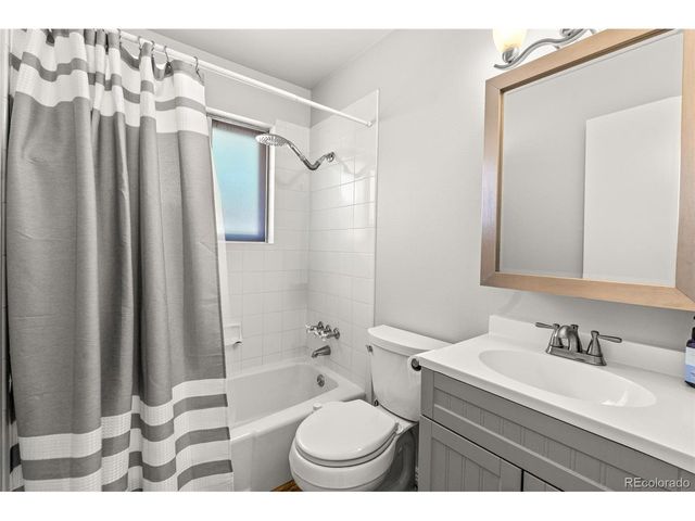 419 38th Ave, Greeley, CO 80634